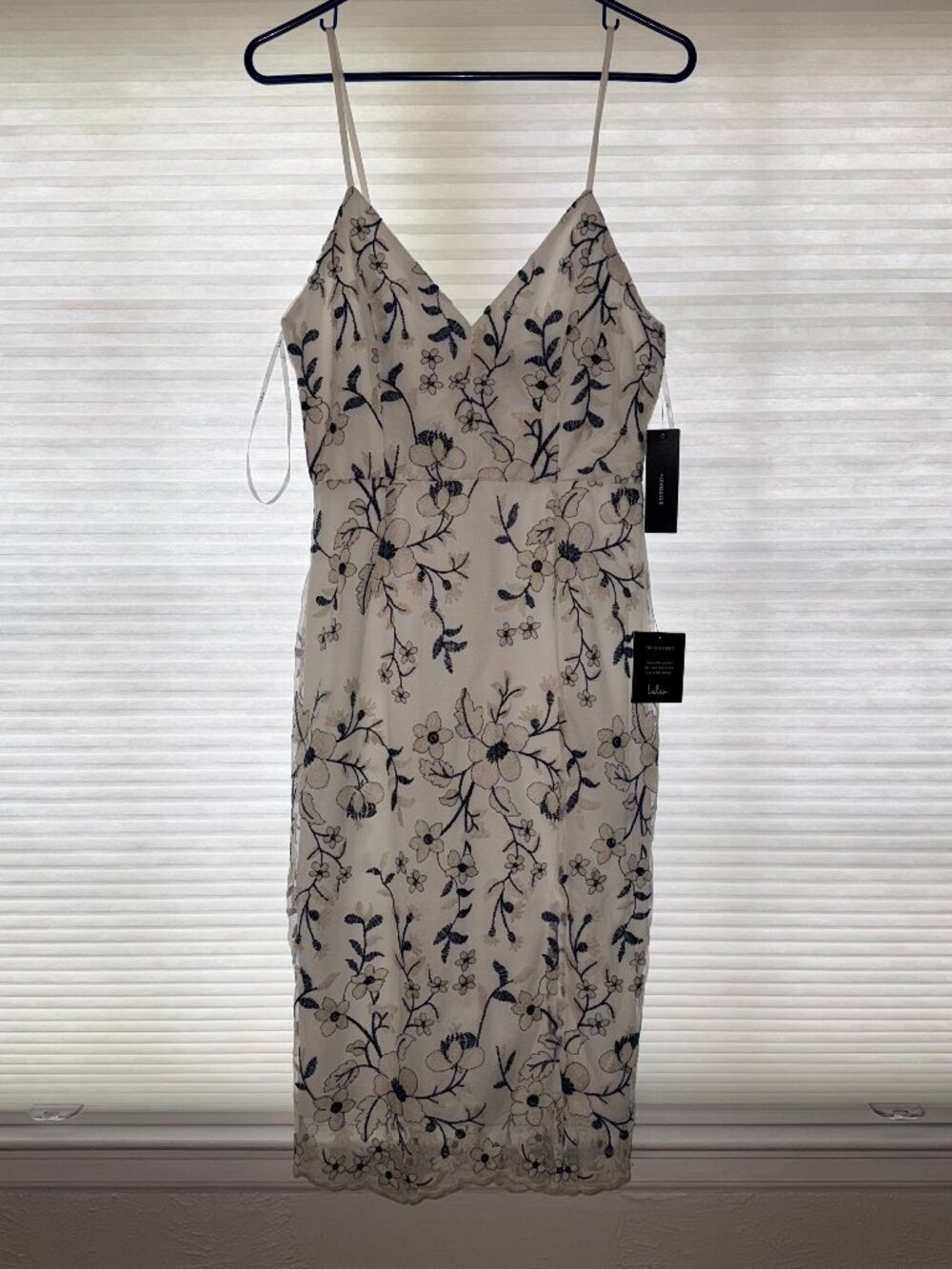 Lulus Women's Blue and White Dress